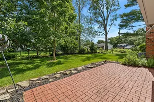 318 Apache Cir, Westerville, OH 43081 - Photo 9