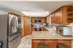12638 Oakmere Dr, Pickerington, OH 43147 - Photo 17