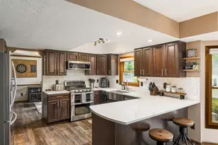 10224 Fairfax Dr, Pickerington, OH 43147 - Photo 13