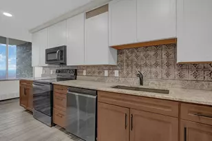 1000 Urlin Ave, Columbus, OH 43212 - Photo 19
