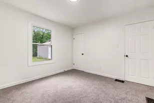 1635 S Champion Ave, Columbus, OH 43207 - Photo 5