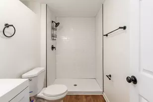 1635 S Champion Ave, Columbus, OH 43207 - Photo 33