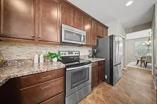 7679 Whitepine Ridge Ct, Reynoldsburg, OH 43068 - Photo 5