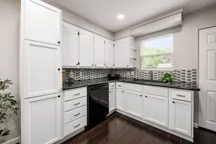 5432 Sharon Park Ave, Columbus, OH 43214 - Photo 17