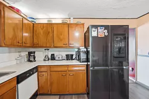 10575 Fitzgerald Outlet St, Mount Sterling, OH 43143 - Photo 9