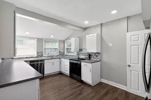 228 N Warren Ave, Columbus, OH 43204 - Photo 15
