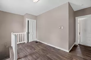 2188 Margaret Ave, Columbus, OH 43219 - Photo 15