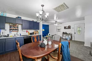 329 Wren Ave, Bellefontaine, OH 43311 - Photo 9