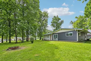 329 Wren Ave, Bellefontaine, OH 43311 - Photo 3