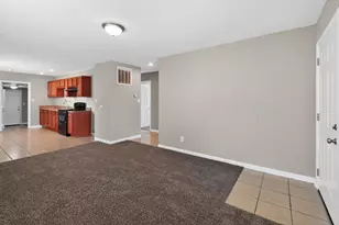 3119 Houston Dr, Columbus, OH 43207 - Photo 9