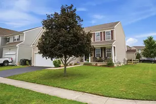282 Karst Cir, South Bloomfield, OH 43103 - Photo 3