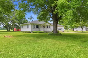 5621 Mason Dr SE, Lancaster, OH 43130 - Photo 3