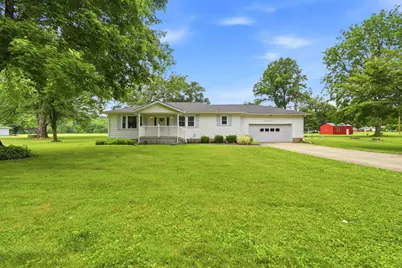 5621 Mason Drive SE, Lancaster, OH 43130 - Photo 1