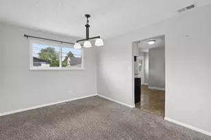 4155 Dixie Ct, Columbus, OH 43228 - Photo 7