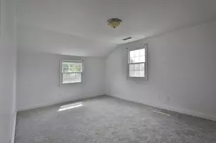 435 N Murray Hill Rd, Columbus, OH 43228 - Photo 17