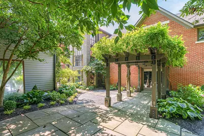 252 E Beck Street, Columbus, OH 43206 - Photo 71