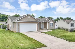 797 Hobart Ave, Logan, OH 43138 - Photo 3