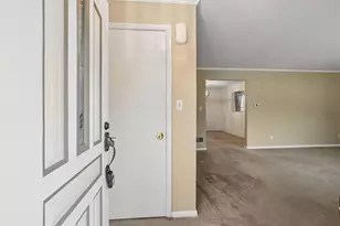 1909 N Columbus St, Lancaster, OH 43130 - Photo 5