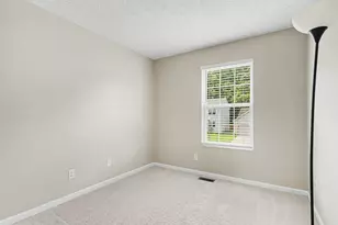 7872 Fairfax Loop Dr, Blacklick, OH 43004 - Photo 13