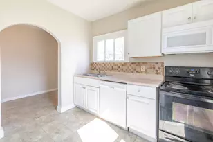 64 W Center St, London, OH 43140 - Photo 15