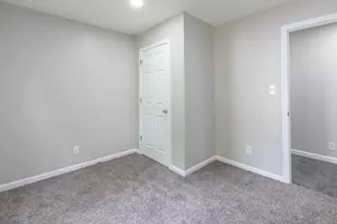 64 W Center St, London, OH 43140 - Photo 33