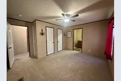 209 Villa Drive, Circleville, OH 43113 - Photo 17