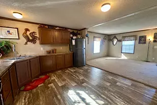 209 Villa Dr, Circleville, OH 43113 - Photo 11