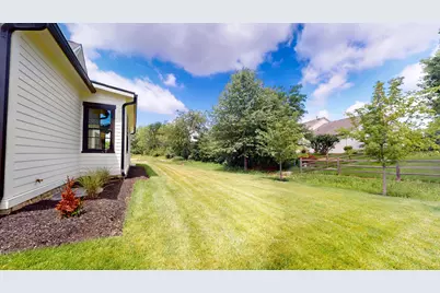 3277 Briarwood Lane, Lewis Center, OH 43035 - Photo 5