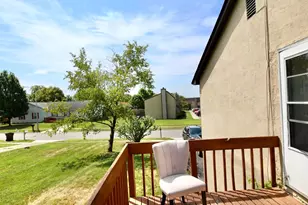 6394 Birchview Dr N, Reynoldsburg, OH 43068 - Photo 9