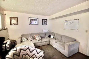 6394 Birchview Dr N, Reynoldsburg, OH 43068 - Photo 3