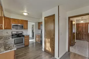 6467 Sharon Woods Blvd, Columbus, OH 43229 - Photo 13