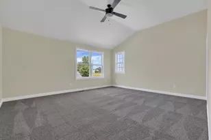 1521 Delbert Rd, Columbus, OH 43219 - Photo 27