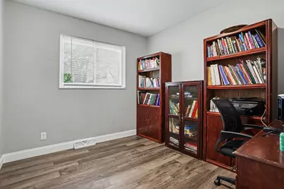1280 Smith Road, Columbus, OH 43207 - Photo 17