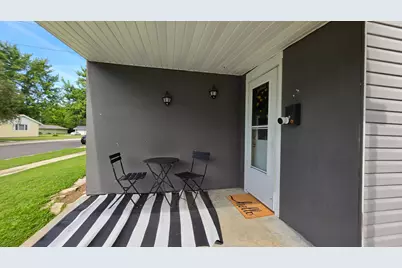 210 W Montford Avenue, Ada, OH 45810 - Photo 3