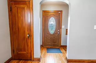 720 E Mithoff St, Columbus, OH 43206 - Photo 3