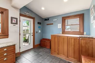1070 Mt Pleasant Ave, Columbus, OH 43201 - Photo 9