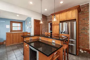 1070 Mt Pleasant Ave, Columbus, OH 43201 - Photo 5