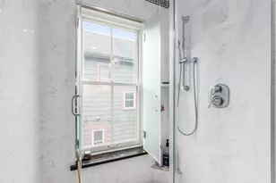 1070 Mt Pleasant Ave, Columbus, OH 43201 - Photo 23