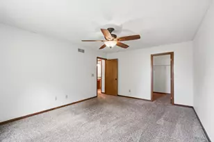 7045 Sherbrook Dr, Westerville, OH 43082 - Photo 31