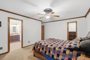 7045 Sherbrook Dr, Westerville, OH 43082 - Photo 19