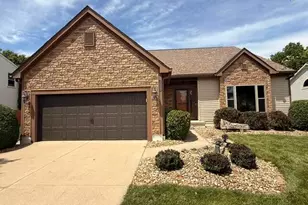 7045 Sherbrook Dr, Westerville, OH 43082 - Photo 3