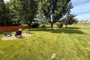 7045 Sherbrook Dr, Westerville, OH 43082 - Photo 49