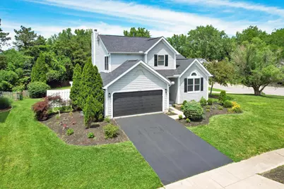 3320 Lindstrom Drive, Columbus, OH 43228 - Photo 3