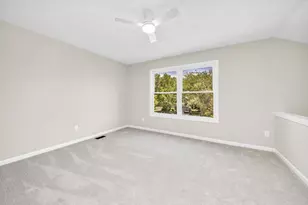 3320 Lindstrom Dr, Columbus, OH 43228 - Photo 33