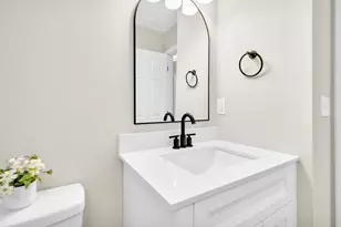 3320 Lindstrom Dr, Columbus, OH 43228 - Photo 39