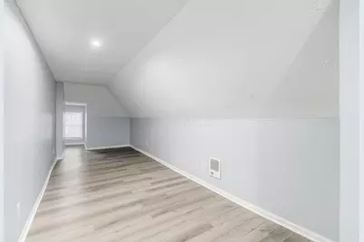 370 N Garfield Avenue, Columbus, OH 43203 - Photo 17