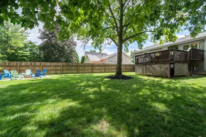 8008 Leaview Drive, Columbus, OH 43235 - Photo 35