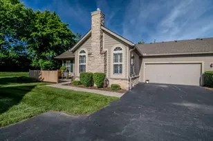 4392 Crimson Maple Ln, Westerville, OH 43082 - Photo 3