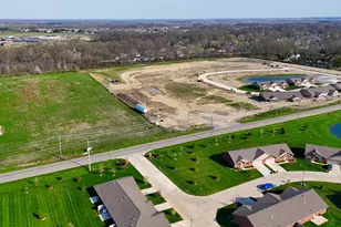 123 Milford Ave, Marysville, OH 43040 - Photo 1