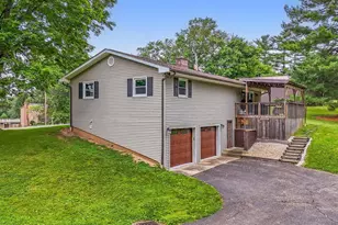1144 Rainbow Dr NW, Lancaster, OH 43130 - Photo 3